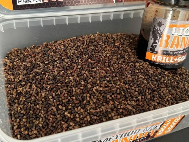 Метод мікс BigFishBait В наявності ліквід Bandit (krill В наявності squid), 400 гр БФБмет01 фото